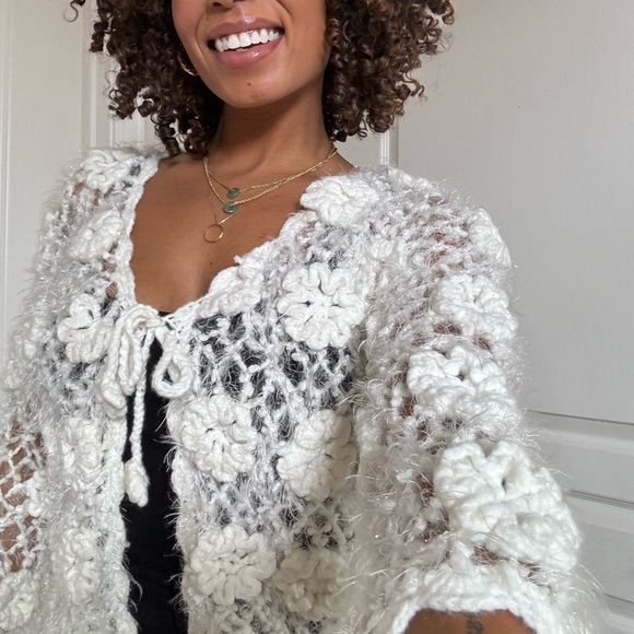 MonoReno Vintage Floral Knif Cardigan - Picture 3 of 11